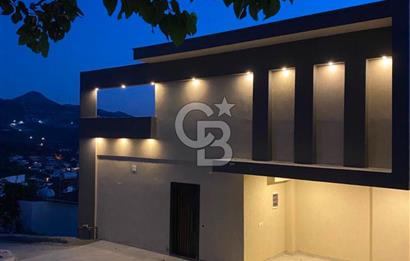 Bodrum Yalıkavak'ta Deniz Manzaralı Satılık 5+1 Villa