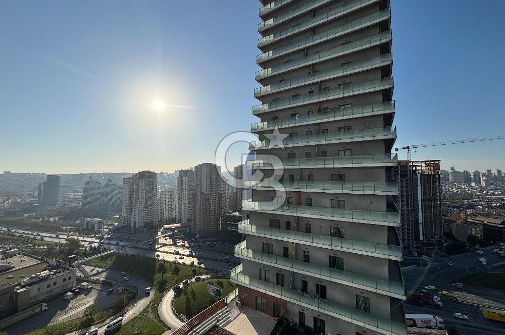 SEMBOL İSTANBUL SİTESİNDE BALKONLU KREDİYE UYGUN SATILIK BOŞ 2+1