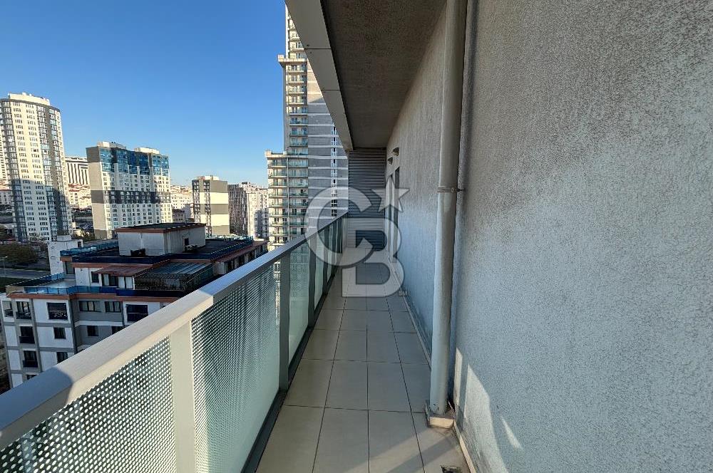 SEMBOL İSTANBUL SİTESİNDE BALKONLU KREDİYE UYGUN SATILIK BOŞ 2+1