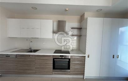 SEMBOL İSTANBUL SİTESİNDE BALKONLU KREDİYE UYGUN SATILIK BOŞ 2+1