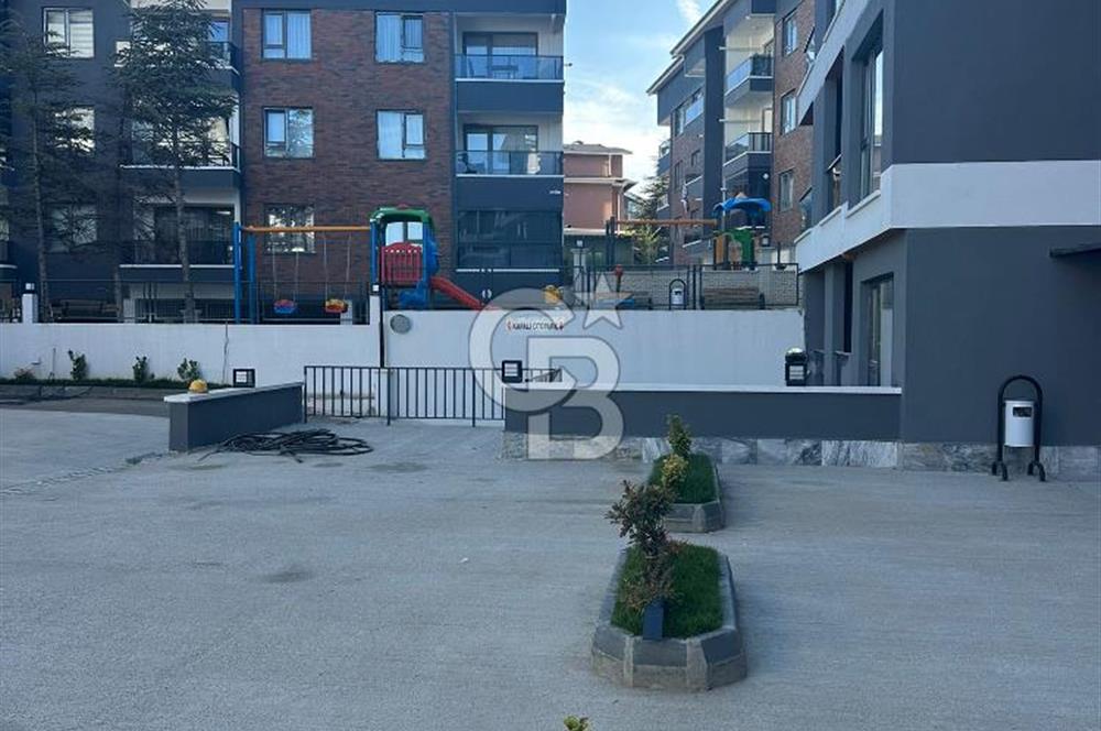 ACİL SATILIK 1+1 BAHÇE ÇIKIŞLI İSKANLI ASANSÖRLÜ YENİ BİNA