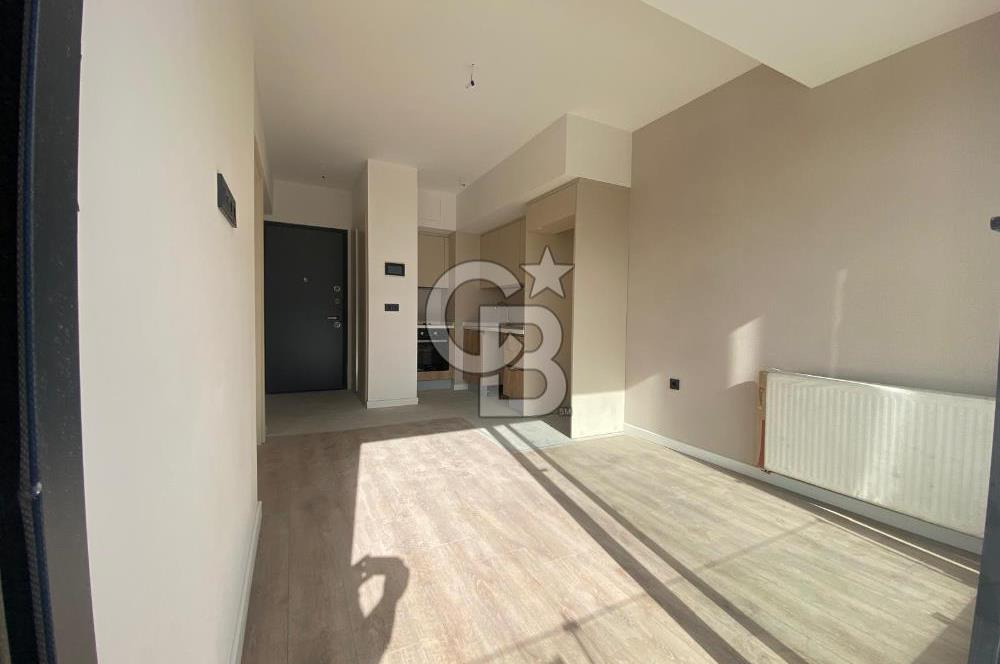 ATAŞEHİR GAYDA VERA SİTESİ, CADDE ve MEYDAN CEPHE, KİRALIK 1+1