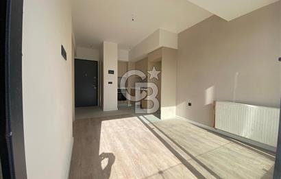 ATAŞEHİR GAYDA VERA SİTESİ, CADDE ve MEYDAN CEPHE, KİRALIK 1+1