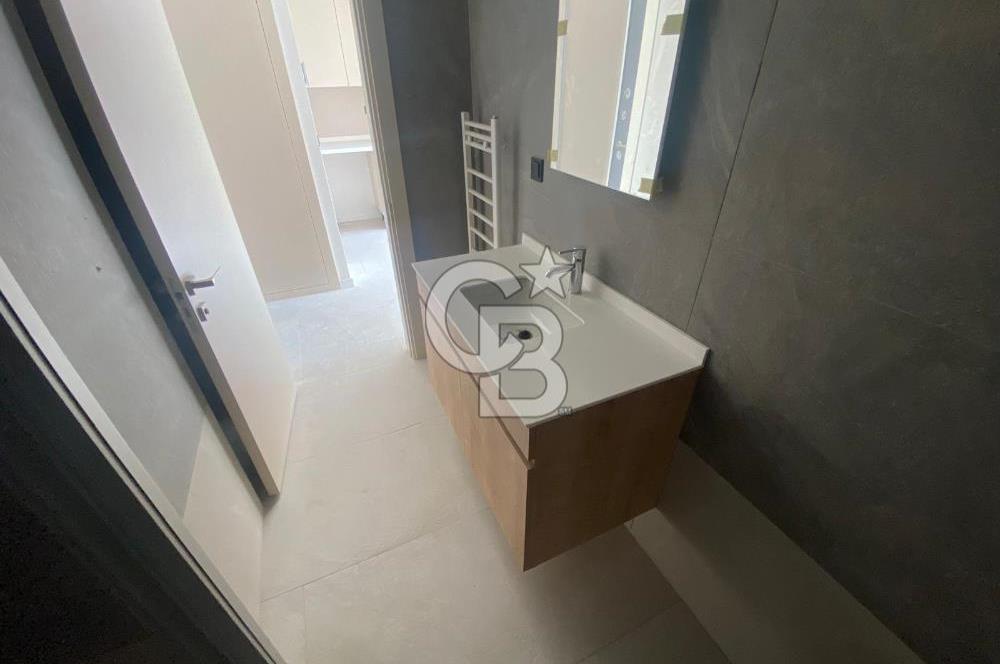 ATAŞEHİR GAYDA VERA SİTESİ, CADDE ve MEYDAN CEPHE, KİRALIK 1+1