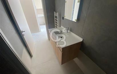 ATAŞEHİR GAYDA VERA SİTESİ, CADDE ve MEYDAN CEPHE, KİRALIK 1+1