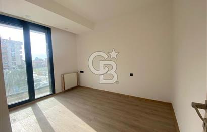 ATAŞEHİR GAYDA VERA SİTESİ, CADDE ve MEYDAN CEPHE, KİRALIK 1+1