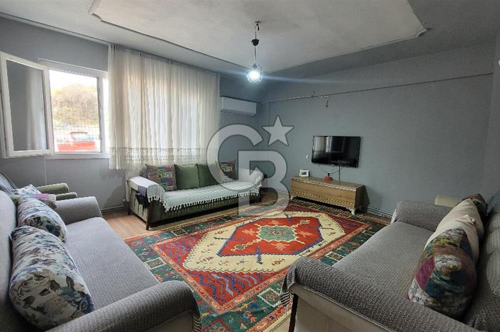 Karşıyaka Latife Hanım Mahallesi  3+1 Giriş Kat Daire