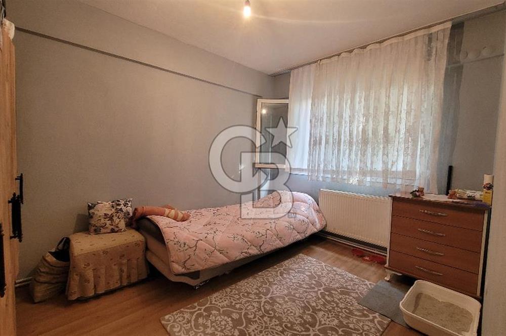 Karşıyaka Latife Hanım Mahallesi  3+1 Giriş Kat Daire