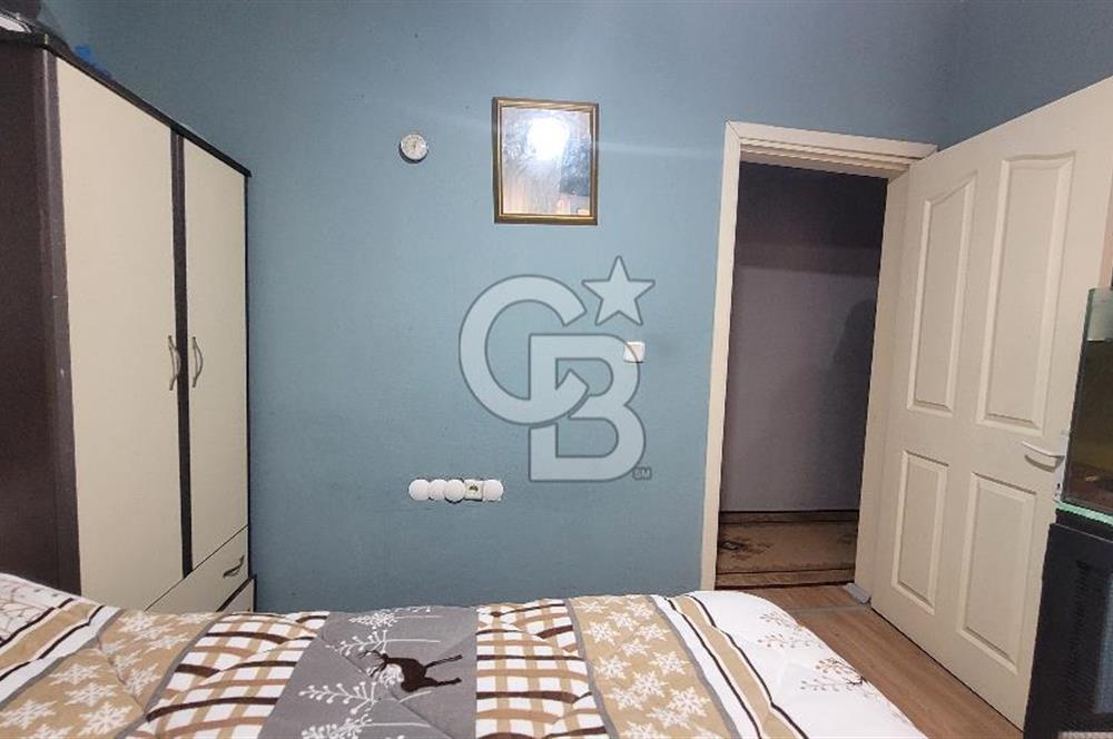 Karşıyaka Latife Hanım Mahallesi  3+1 Giriş Kat Daire