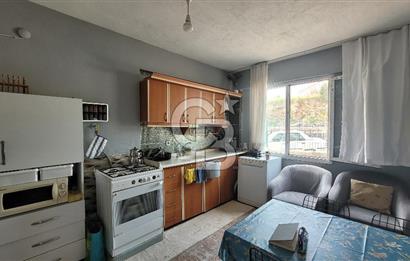 Karşıyaka Latife Hanım Mahallesi  3+1 Giriş Kat Daire