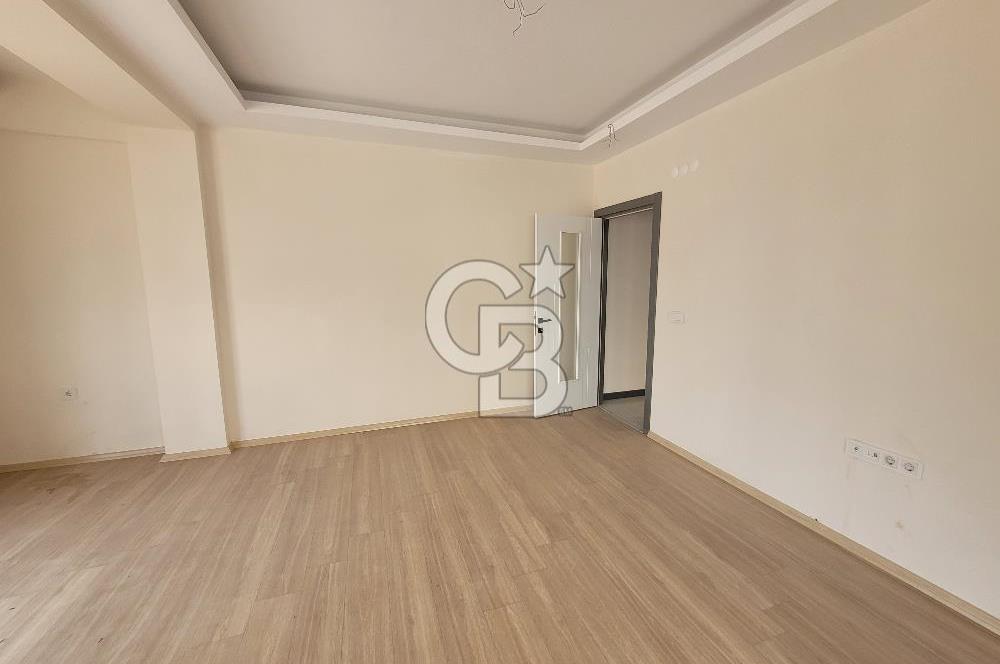 Menemen Koyundere’de Cadde Üzeri Satılık 2+1 Daire