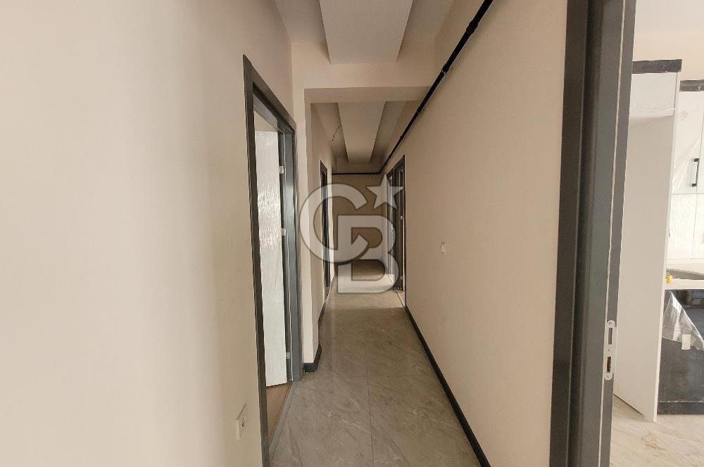 Menemen Koyundere’de Cadde Üzeri Satılık 2+1 Daire