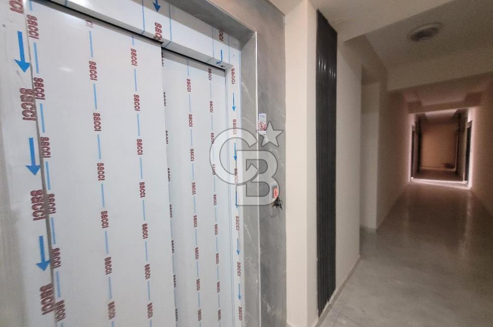 Menemen Koyundere’de Cadde Üzeri Satılık 2+1 Daire