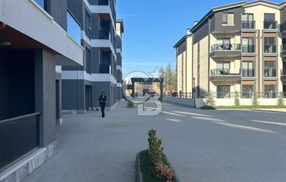 ACİL SATILIK 1+1 BAHÇE ÇIKIŞLI İSKANLI ASANSÖRLÜ YENİ BİNA