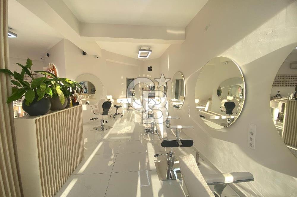 Karşıyaka Yalı Mahallesinde Bahçeli Satılık Dükkan