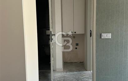ACİL SATILIK 1+1 BAHÇE ÇIKIŞLI İSKANLI ASANSÖRLÜ YENİ BİNA