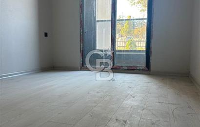 ACİL SATILIK 1+1 BAHÇE ÇIKIŞLI İSKANLI ASANSÖRLÜ YENİ BİNA