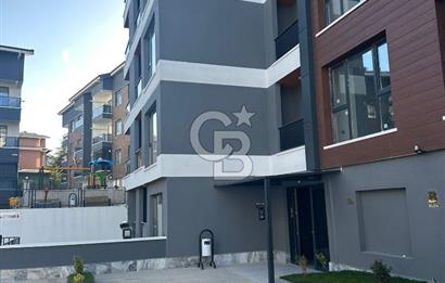 ACİL SATILIK 1+1 BAHÇE ÇIKIŞLI İSKANLI ASANSÖRLÜ YENİ BİNA