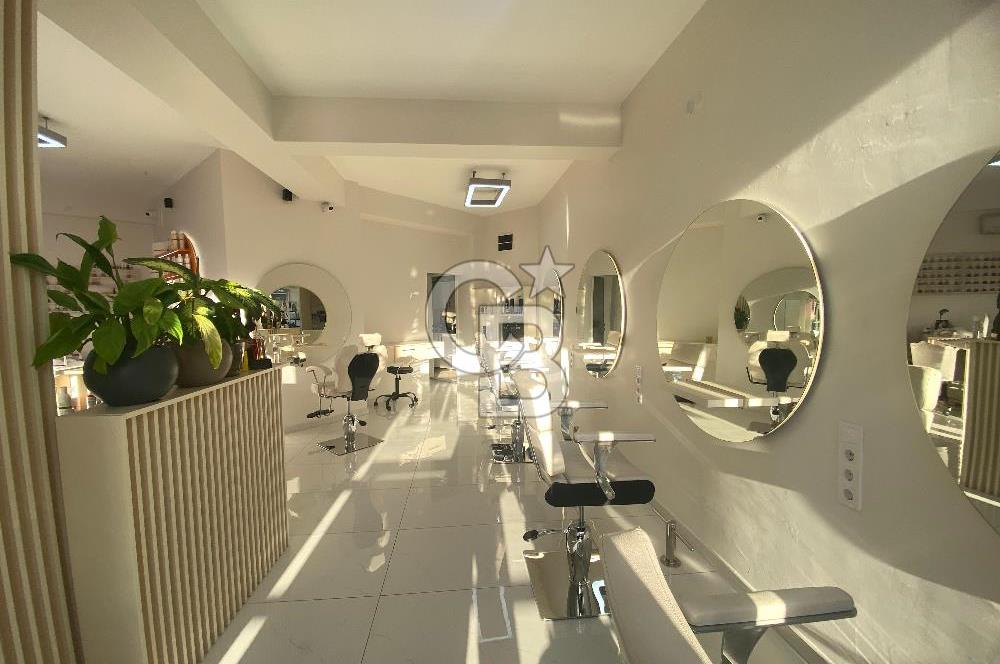 Karşıyaka Yalı Mahallesinde Bahçeli Satılık Dükkan