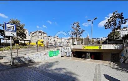 KEMANKEŞ'DE KARAKÖY PASAJ'INDA 5.KAT İŞ HANI KATI 110M2