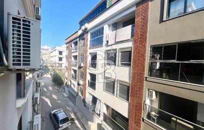 Karşıyaka Şemiklerde 2+1 115 m2 Satılık Daire