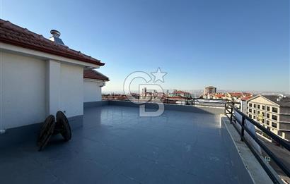 CEVİZLİDERE CADDESİ ÜZERİNDE MUHTEŞEM MANZARALI SATILIK DUBLEKS