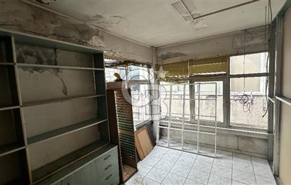 KEMANKEŞ'DE KARAKÖY PASAJ'INDA 5.KAT İŞ HANI KATI 110M2