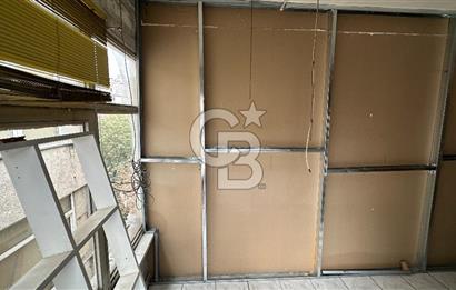 KEMANKEŞ'DE KARAKÖY PASAJ'INDA 5.KAT İŞ HANI KATI 110M2