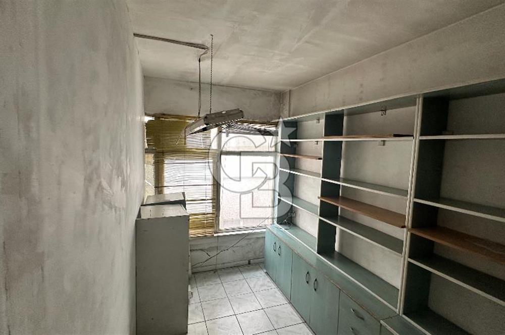 KEMANKEŞ'DE KARAKÖY PASAJ'INDA 5.KAT İŞ HANI KATI 110M2