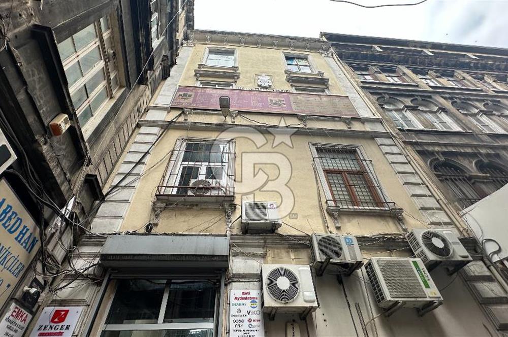KEMANKEŞ'DE KARAKÖY PASAJ'INDA 5.KAT İŞ HANI KATI 110M2