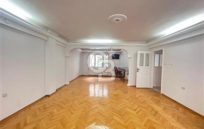 Korutürk de Garajlı Bahçeli Teraslı 6+1 Ferah Villa