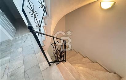 Korutürk de Garajlı Bahçeli Teraslı 6+1 Ferah Villa