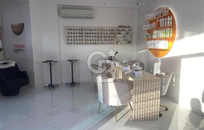 Karşıyaka Yalı Mahallesinde Bahçeli Satılık Dükkan