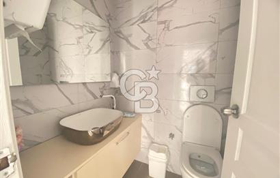 Karşıyaka Yalı Mahallesinde Bahçeli Satılık Dükkan