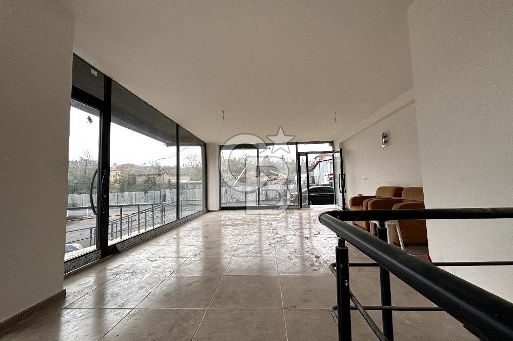 ÜMRANİYE'DE METROYA ADIM MESAFESİ SIFIR BİNADA DEPOLU DÜKKAN