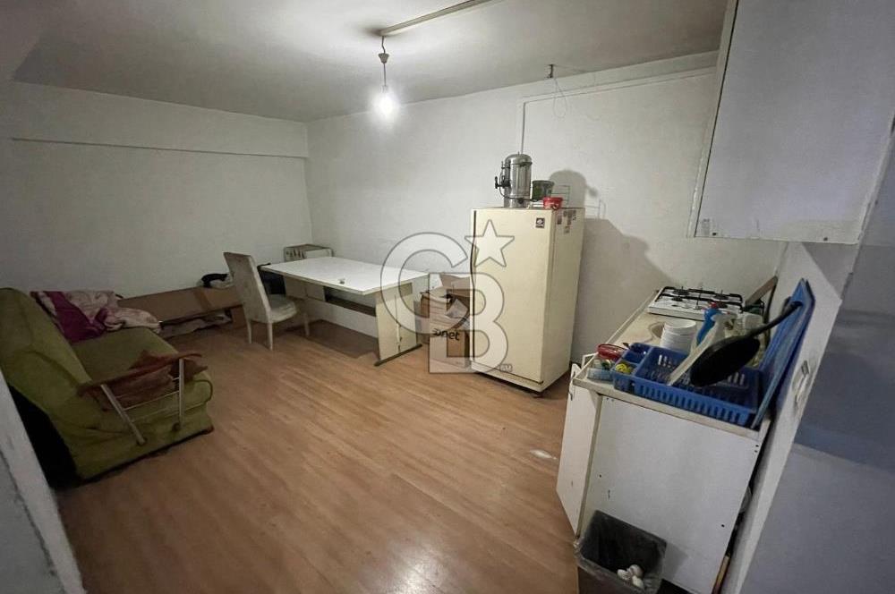 AYYILDIZ SANAYİ SİTESİNDE MERKEZDE YARIM HİSSE SATILIK DÜKKAN