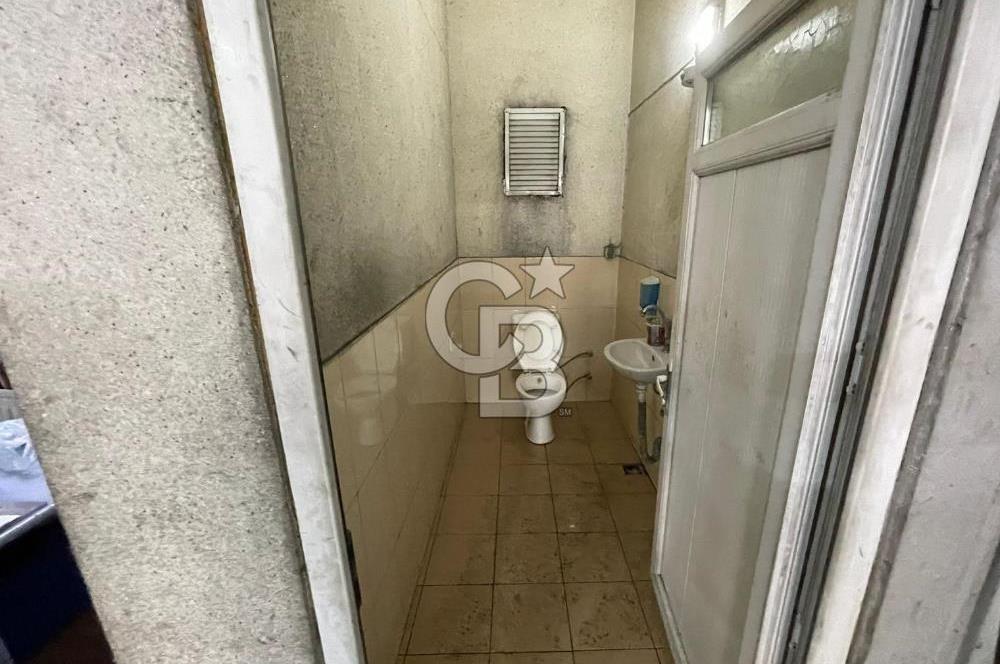 AYYILDIZ SANAYİ SİTESİNDE MERKEZDE YARIM HİSSE SATILIK DÜKKAN
