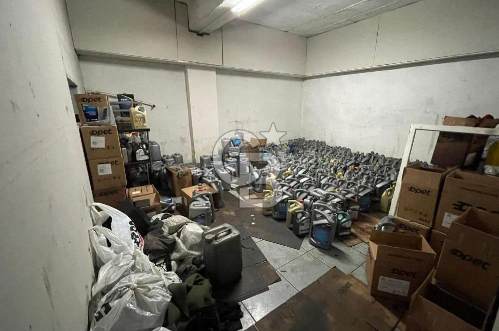 AYYILDIZ SANAYİ SİTESİNDE MERKEZDE YARIM HİSSE SATILIK DÜKKAN