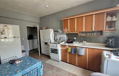 Karşıyaka Latife Hanım Mahallesi  3+1 Giriş Kat Daire