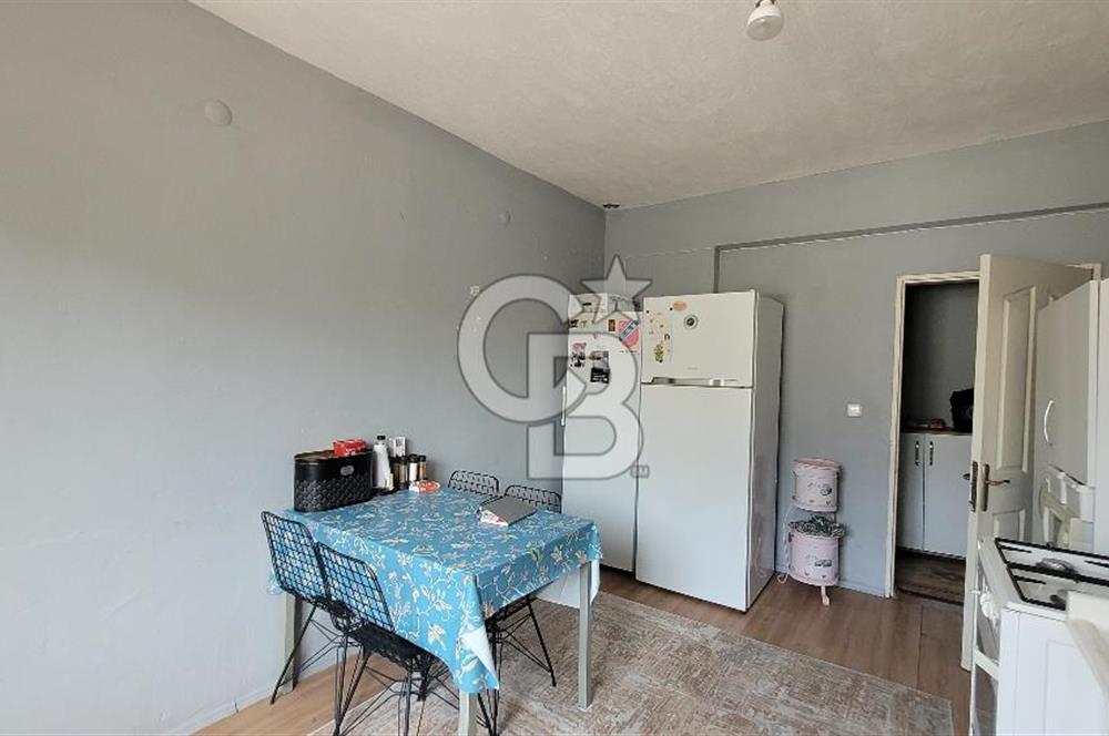 Karşıyaka Latife Hanım Mahallesi  3+1 Giriş Kat Daire