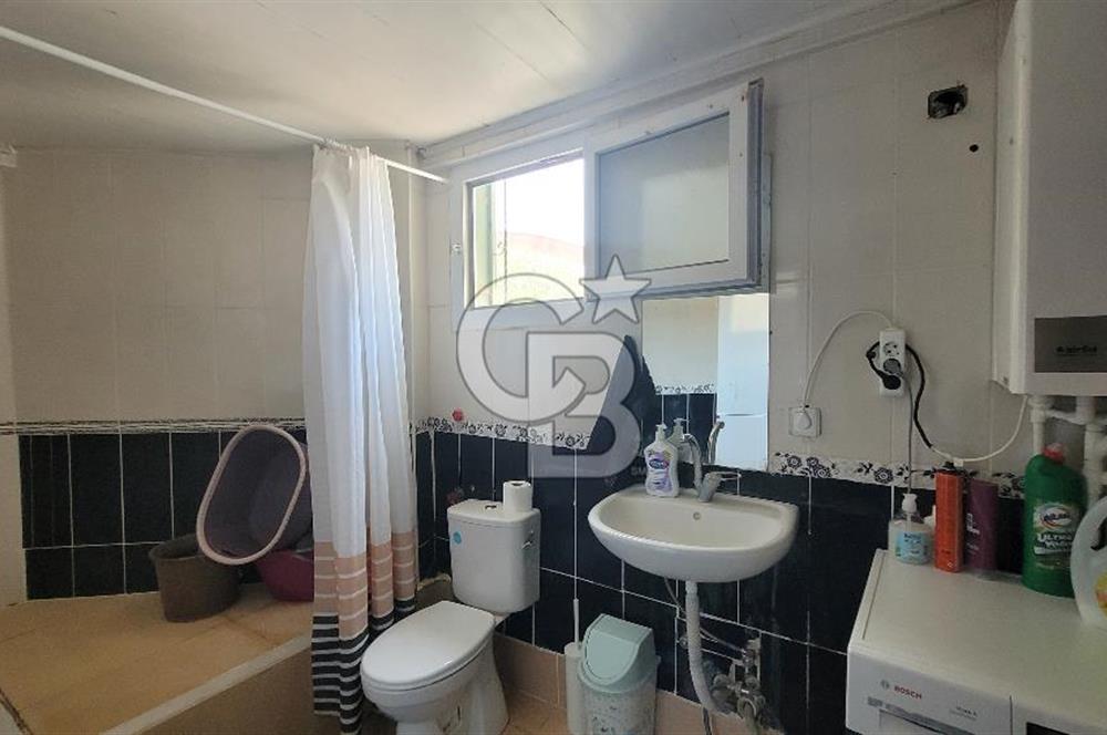 Karşıyaka Latife Hanım Mahallesi  3+1 Giriş Kat Daire