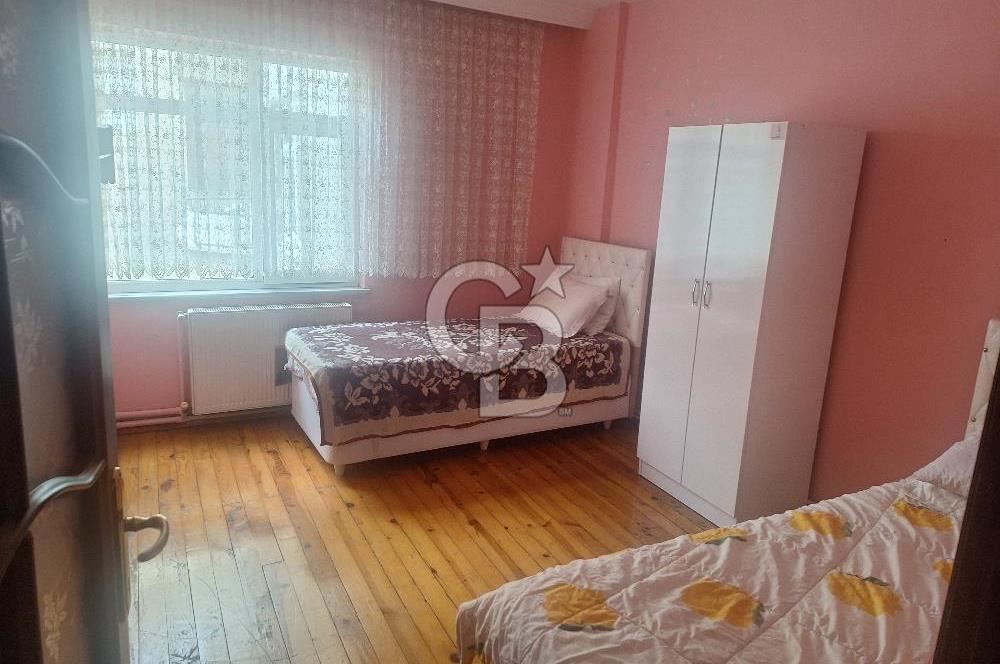 MEYDANDA KİRALIK DAİRE