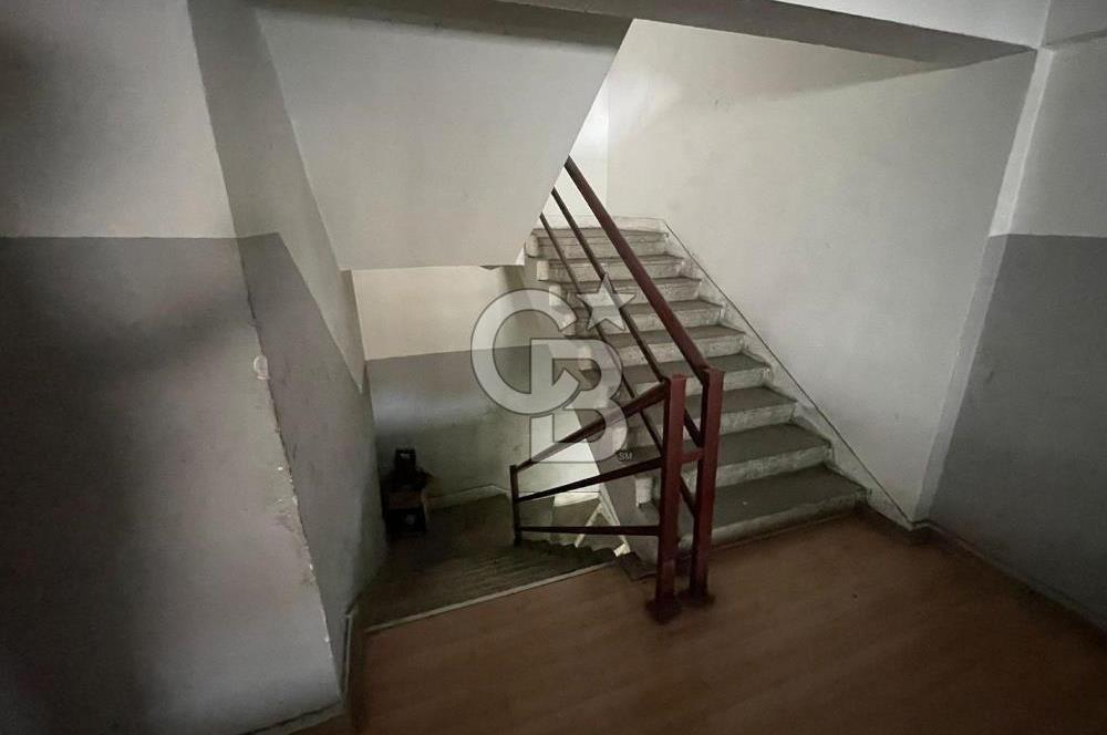 AYYILDIZ SANAYİ SİTESİNDE MERKEZDE YARIM HİSSE SATILIK DÜKKAN