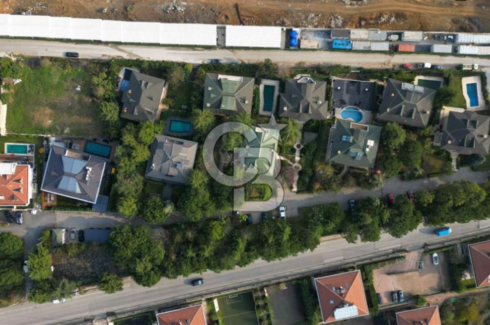 SARIYER PERA KONAKLARI 1 SİTESİNDE MANZARALI KİRALIK VİLLA