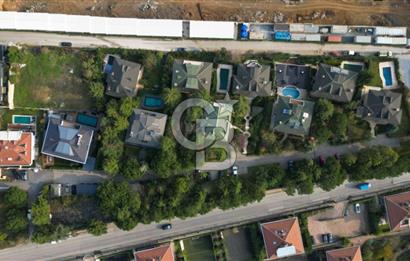 SARIYER PERA KONAKLARI 1 SİTESİNDE MANZARALI KİRALIK VİLLA