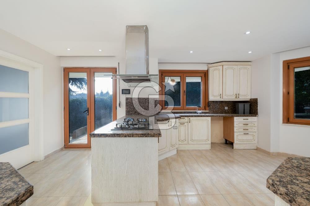 SARIYER PERA KONAKLARI 1 SİTESİNDE MANZARALI KİRALIK VİLLA