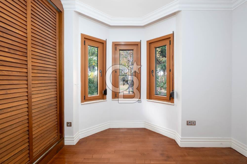 SARIYER PERA KONAKLARI 1 SİTESİNDE MANZARALI KİRALIK VİLLA