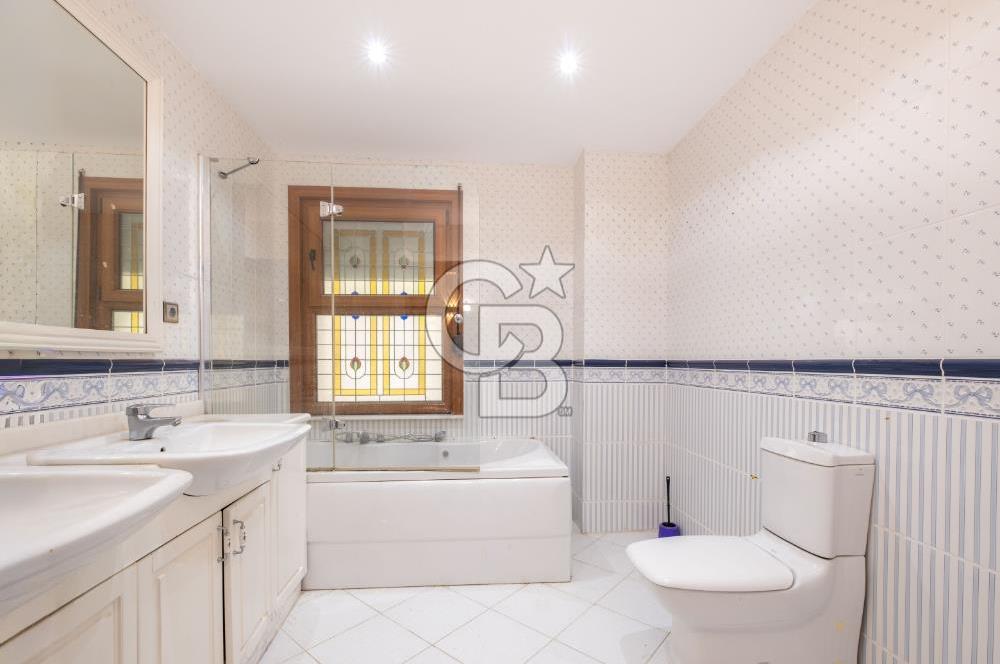 SARIYER PERA KONAKLARI 1 SİTESİNDE MANZARALI KİRALIK VİLLA