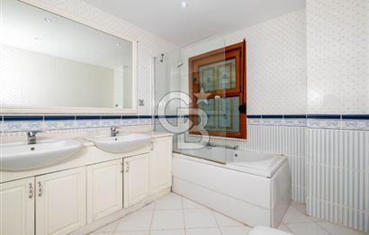 SARIYER PERA KONAKLARI 1 SİTESİNDE MANZARALI KİRALIK VİLLA