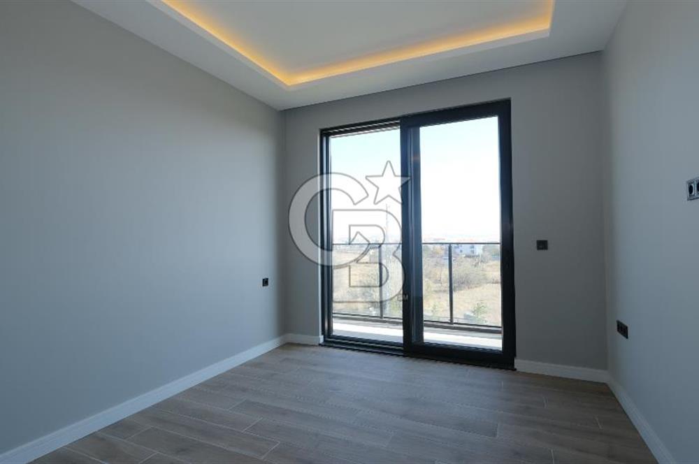 GÖLBAŞI KARŞIYAKA'DA TAM MÜSTAKİL, İSKANLI, SATILIK 6+1 VİLLA